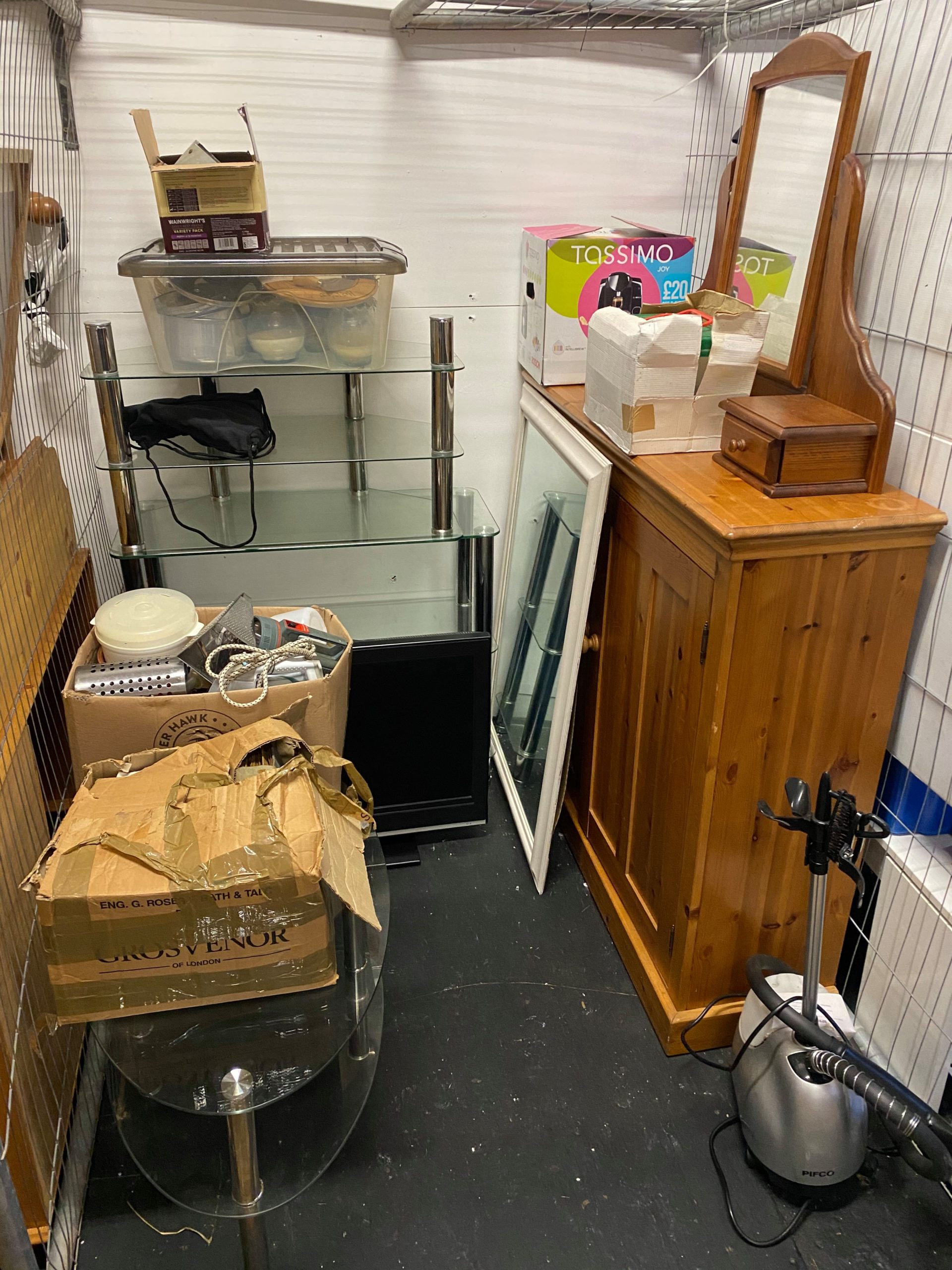 Abandoned storage auctions Storage Bidder